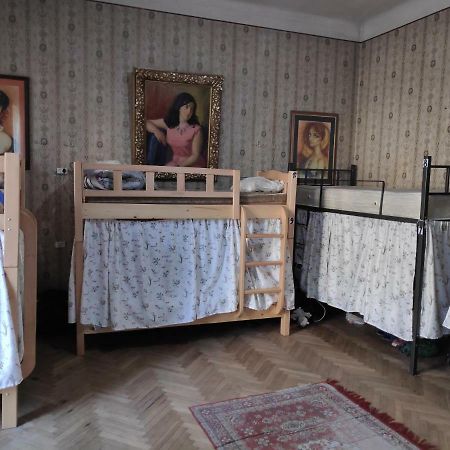 Amoun Hostel Tbilisi Exteriör bild