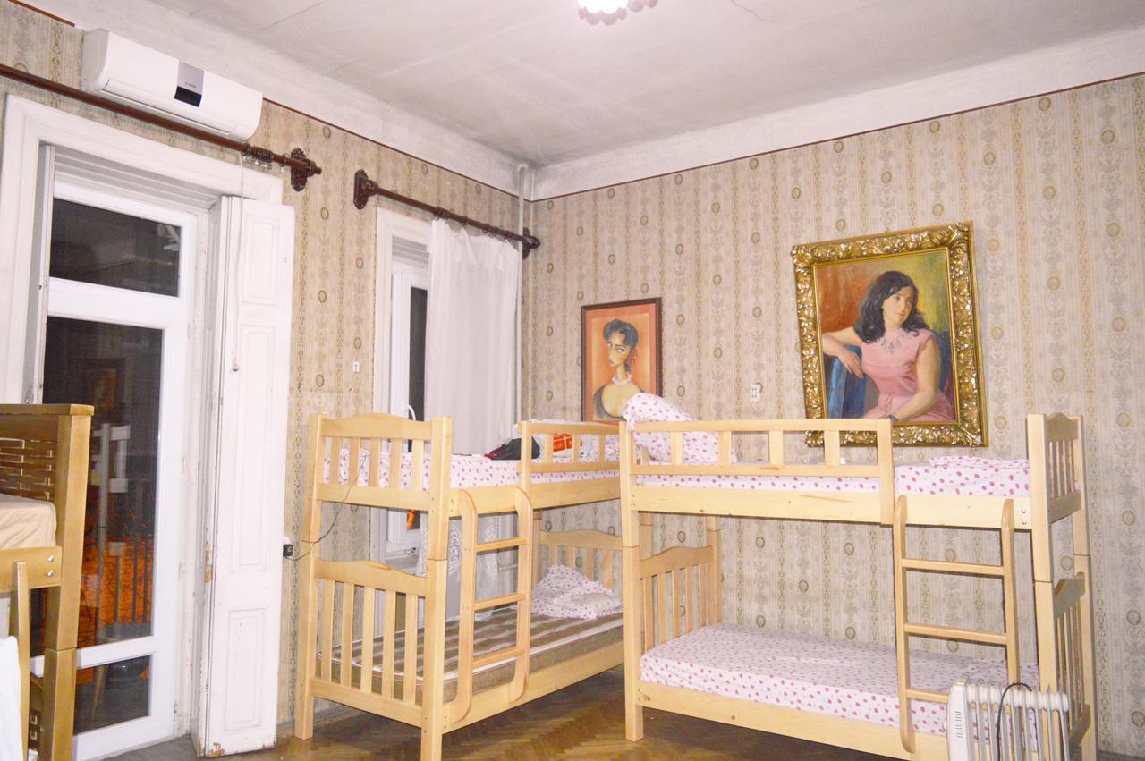 Amoun Hostel Tbilisi Exteriör bild