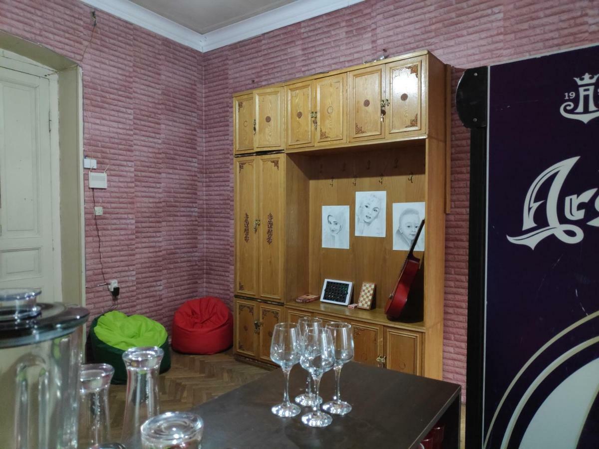 Amoun Hostel Tbilisi Exteriör bild
